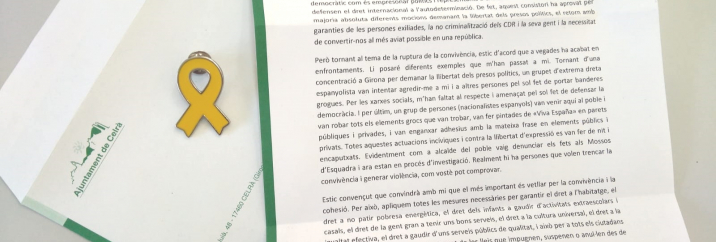 La carta de resposta de Dani Cornellà a Enric Millo, amb el llaç groc adjunt